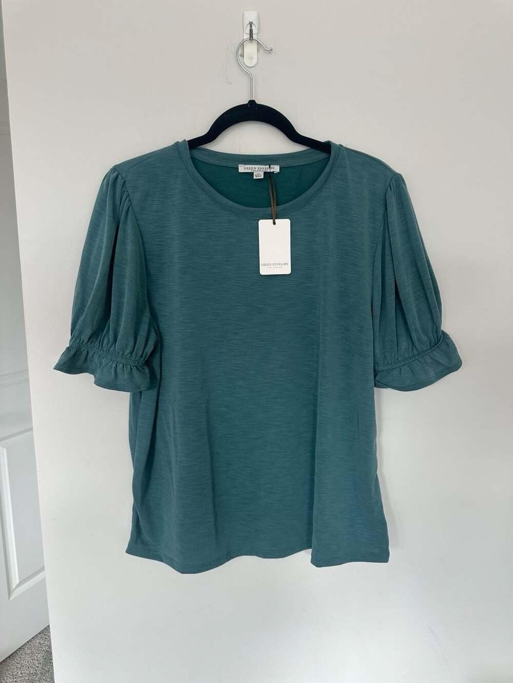 Green Envelope Los Angeles Top Size XL Teal Puff Sleeve Ruffle New Tags